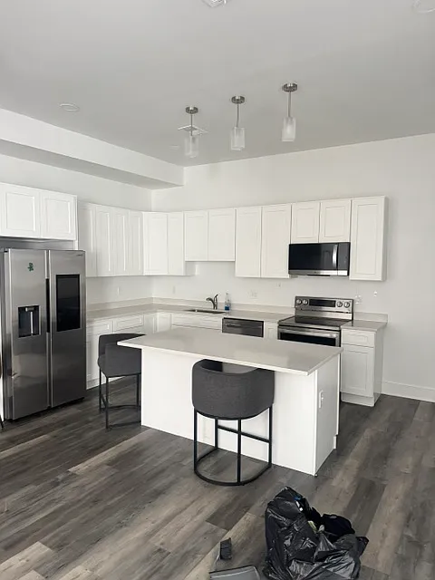 2 bed, 1100 sqft, $1,800 — Photo 4