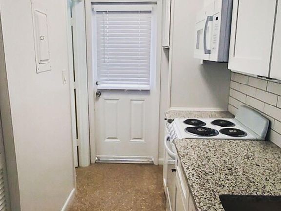 4th image of 240 Danube Ave APT 2