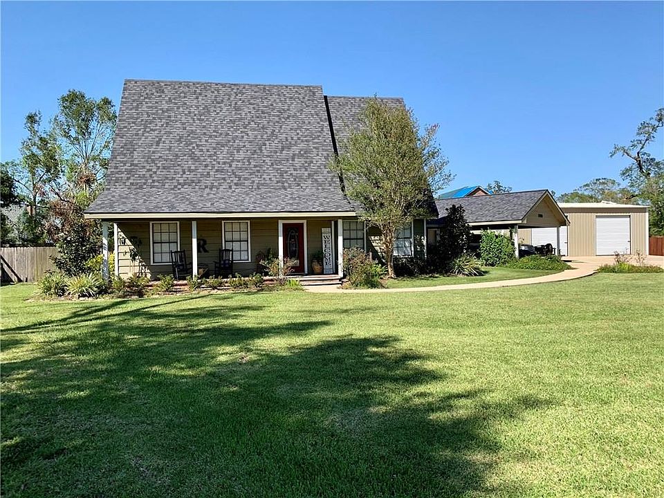 1st image of 2720 Sara Jane Dr