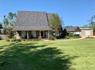 2720 Sara Jane Dr, Sulphur, LA 70663