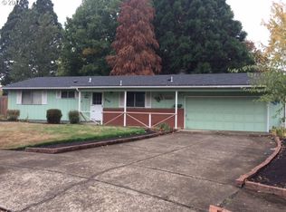 2134 Princeton Dr, Eugene, OR 97405