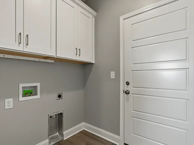 1458 Boulder Ct — Photo 3