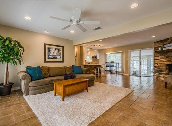 5th image of 3501 Fleetwood Dr