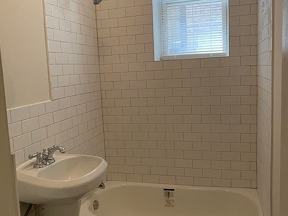 3rd image of 1045 N Western Ave #2F