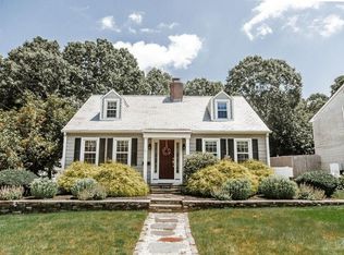 2194 Cranston St, Cranston, RI 02920