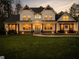 401 Blossom Trl, Acworth, GA 30101