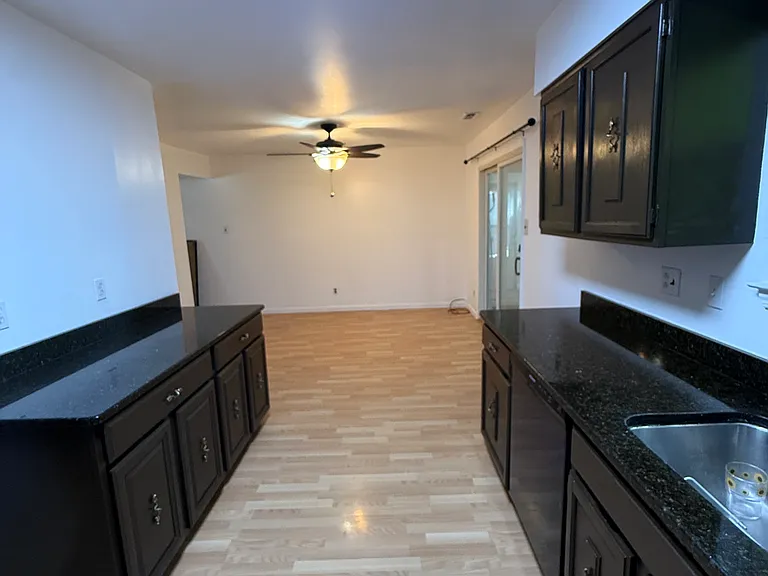 19 Fawnhollow Ct — Photo 8