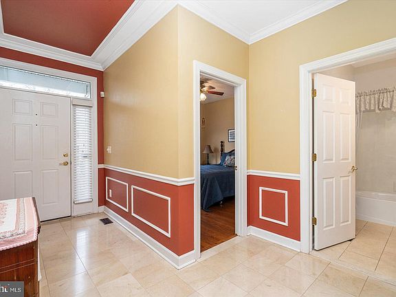 4th image of 1725 Pine Forest Ct