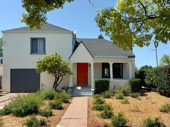1065 10th Ave, Redwood City, CA 94063