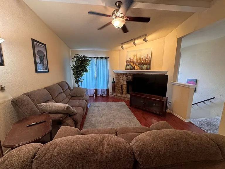 14403 N Penn Pl #F — Photo 6