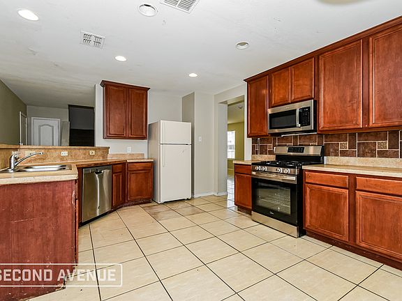 4th image of 3013 Timber Ridge Ln
