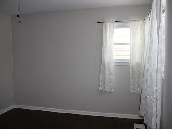 Bedroom #1