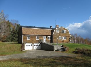 921 Rowell Rd, Corinth, VT 05039