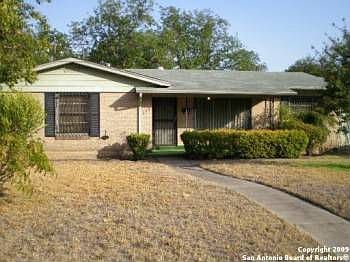 1st image of 114 Bethany Pl