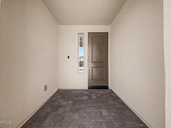 3rd image of 523 E WATERMELON Lane