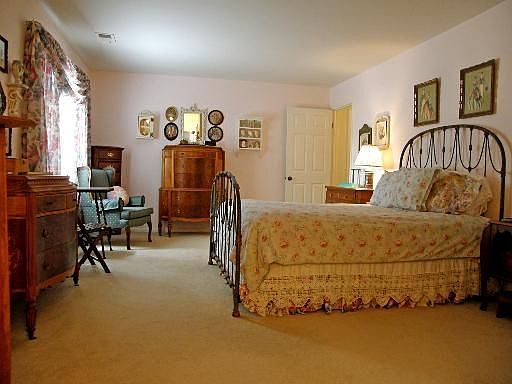 Large Master Bedroom