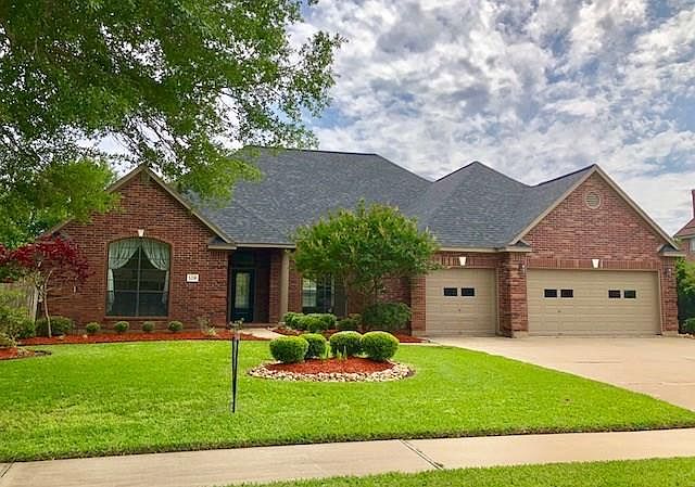 1st image of 109 Rosemary Ln