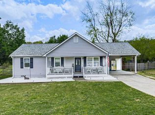 17 Winter Wood Ct, Taylorsville, GA 30178