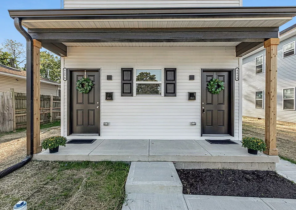 4456-58 Caroline Ave #4456