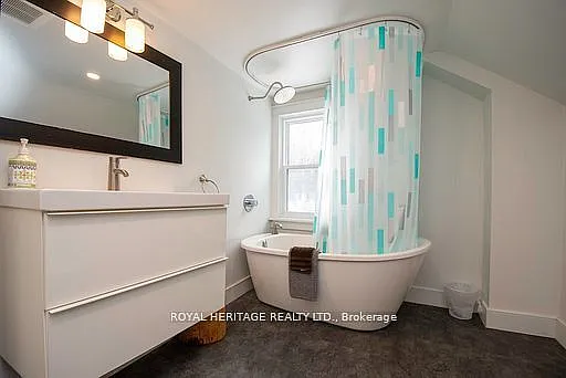 1074 Lakehurst Rd — Photo 32