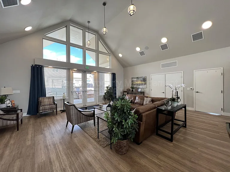 2057 Birmingham Loop — Photo 36