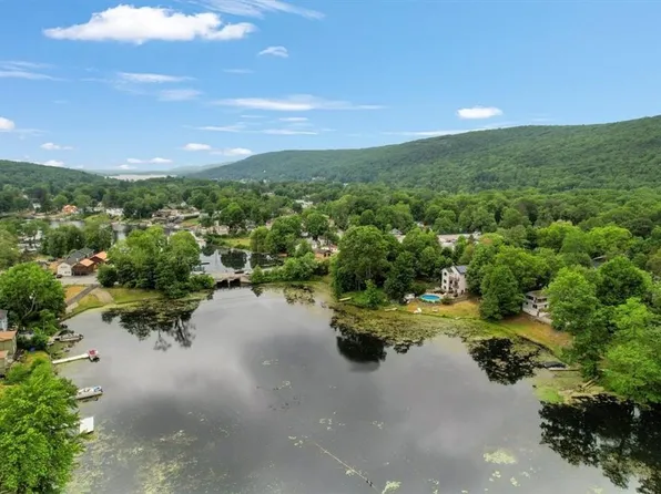 1162 State Route 17a, Greenwood Lake, NY 10925