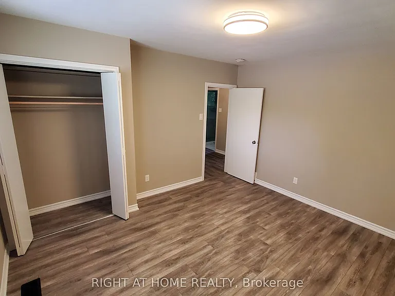 169 Yorkview Dr #1 — Photo 21
