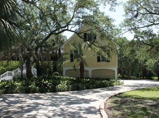 1605 Aztec Ln, Mount Pleasant, SC 29466