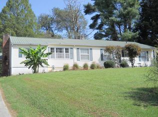 120 Sims St, Sparta, TN 38583