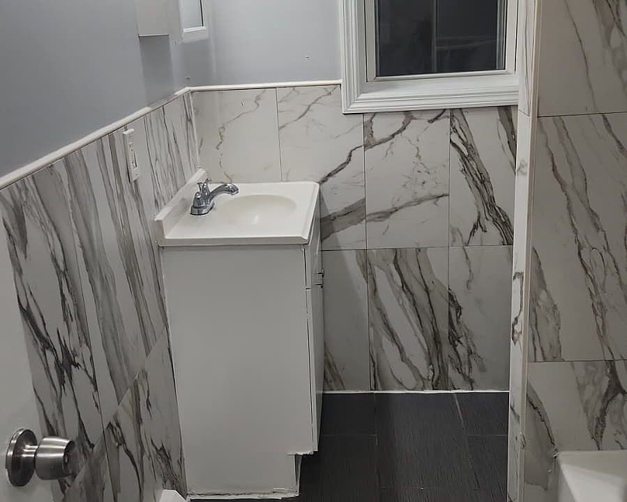 1st image of 14 Dubois St