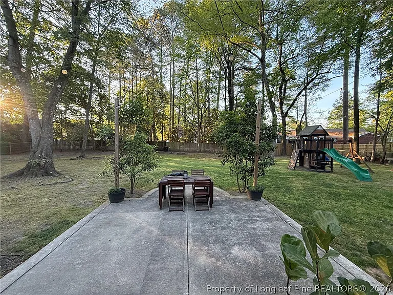 3643 Sugar Cane Cir — Photo 18