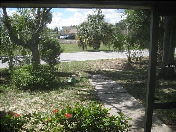 3rd image of 300 E Tillman Ave APT 4
