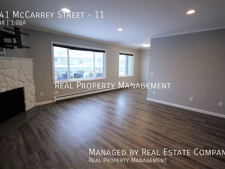 241 McCarrey St #11 — Photo 2