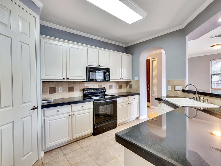 11603 Ladera Vista Dr #23 — Photo 30