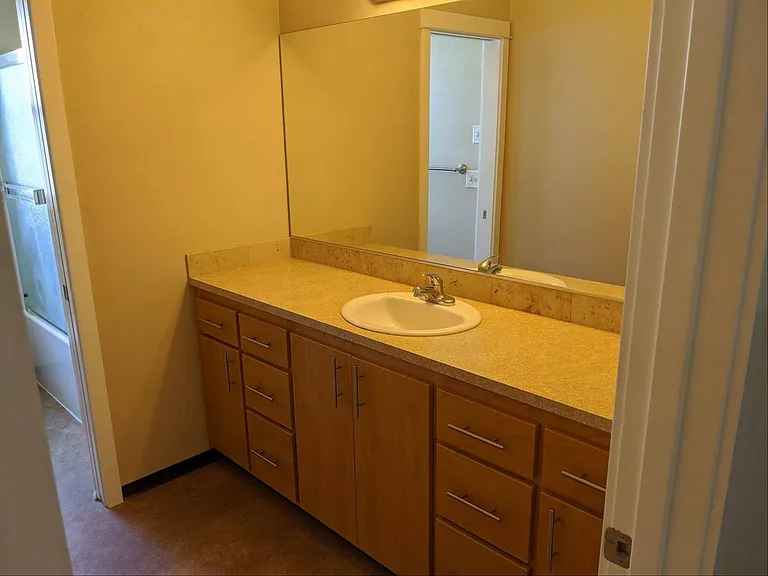 #10 - Bath 2 #10 - Bath 2