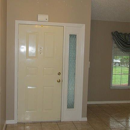 3rd image of 2268 Cypress Point Dr W