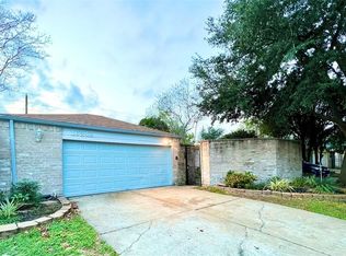 16242 Indian Mill Dr, Houston, TX 77082