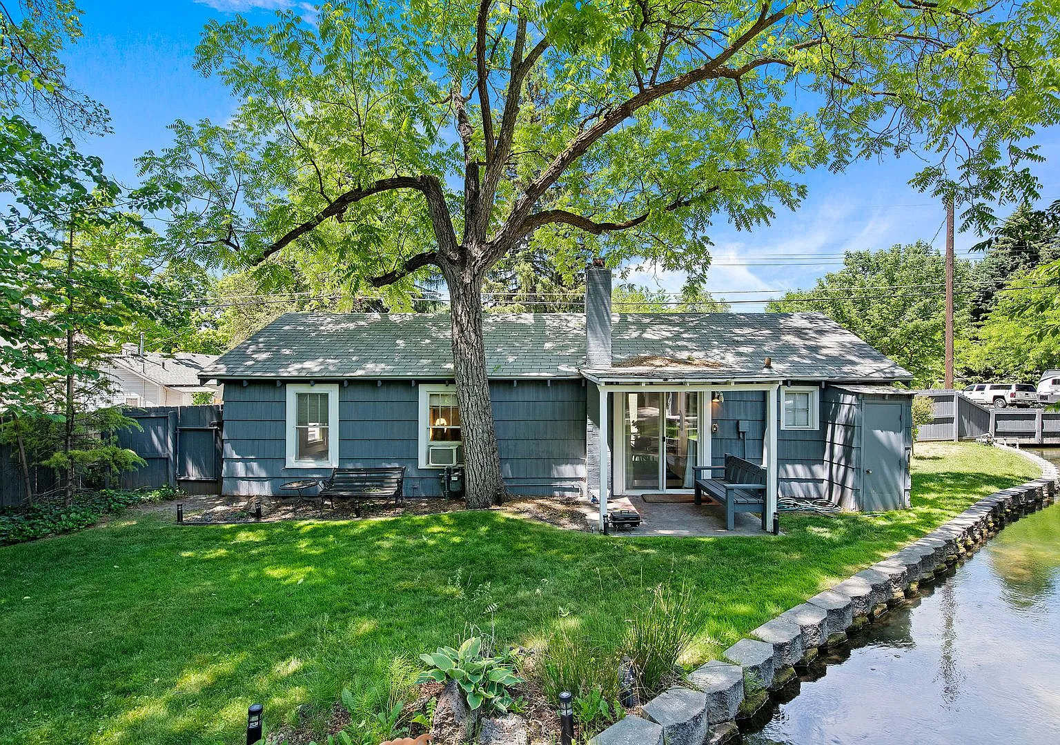 Adorable North End Cottage _ NOT Fully Furnished — Photo 1
