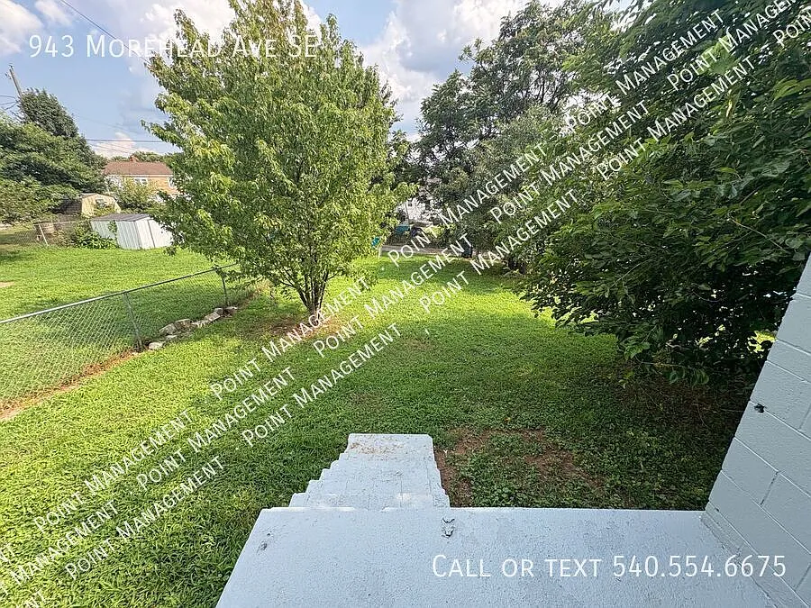Charming 2-Bedroom Home in Southeast Roanoke! — Photo 3