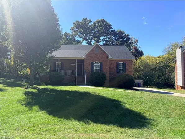 374 Lucinda Ln, Kernersville, NC 27284