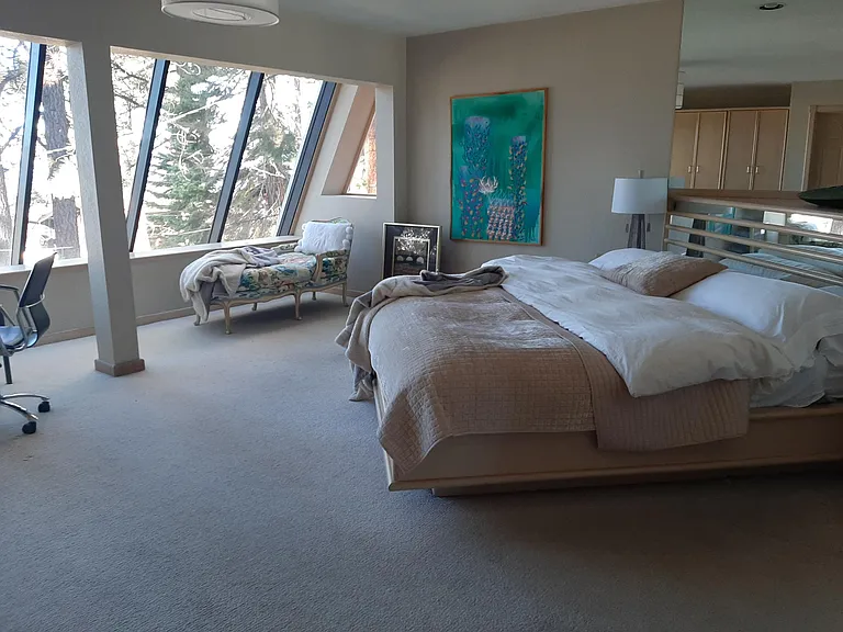 King bed