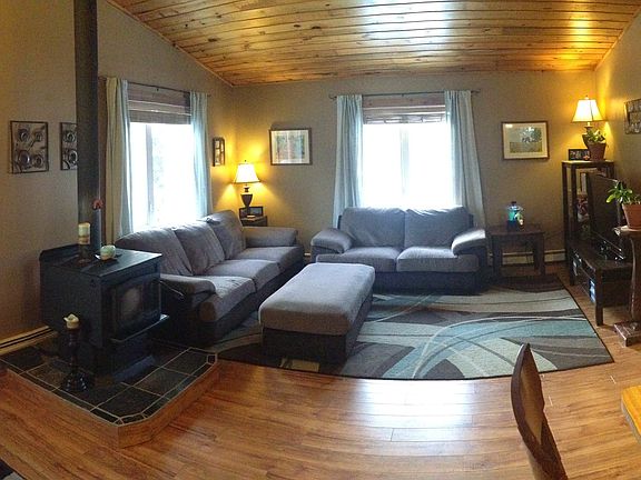 2nd image of 2139 Voyager St