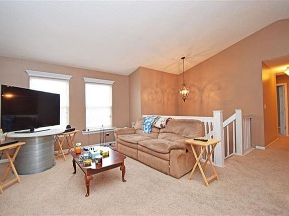 4th image of 3650 Robinet Dr