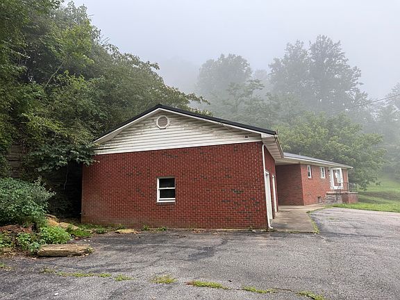 5th image of 1044 State Highway 1426
