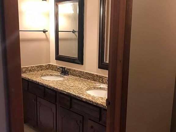 5th image of 4550 Prairie Ave APT 1-F