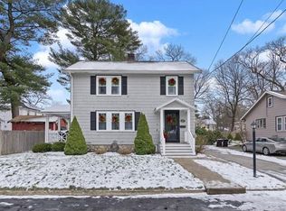 53 Robinswood Rd, Weymouth, MA 02190