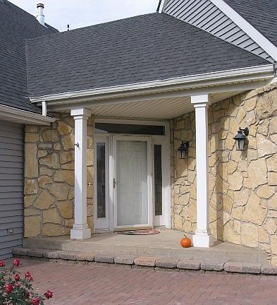 2nd image of 1613 Meadow Ln