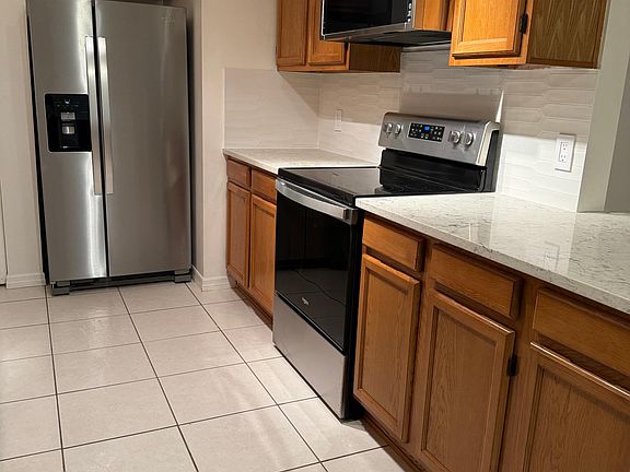 4th image of 506 W Virginia Ave