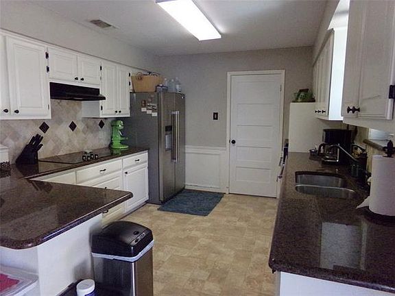 4th image of 109 N Westlake Dr