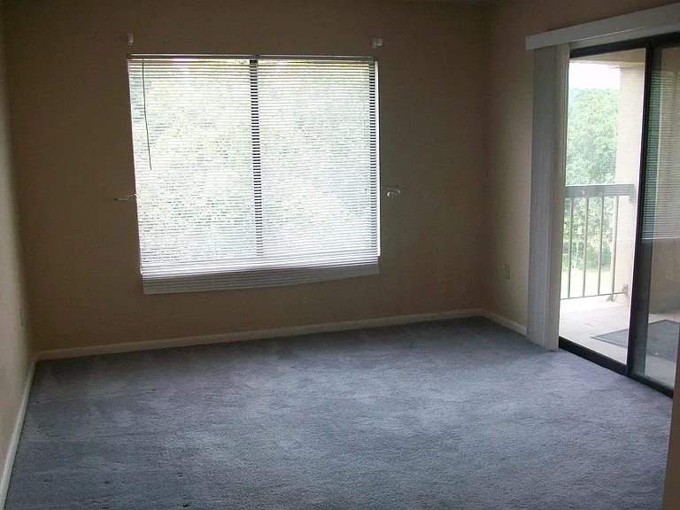 1600 Park Cir #416 — Photo 23